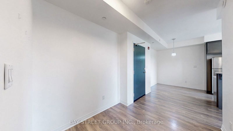  512 - 2 Adam Sellers St  Markham, L6B 1P2 | Image 2