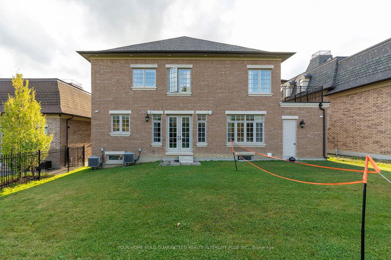 35 Annsleywood Crt  Vaughan, L4H 3N5 | Image 38