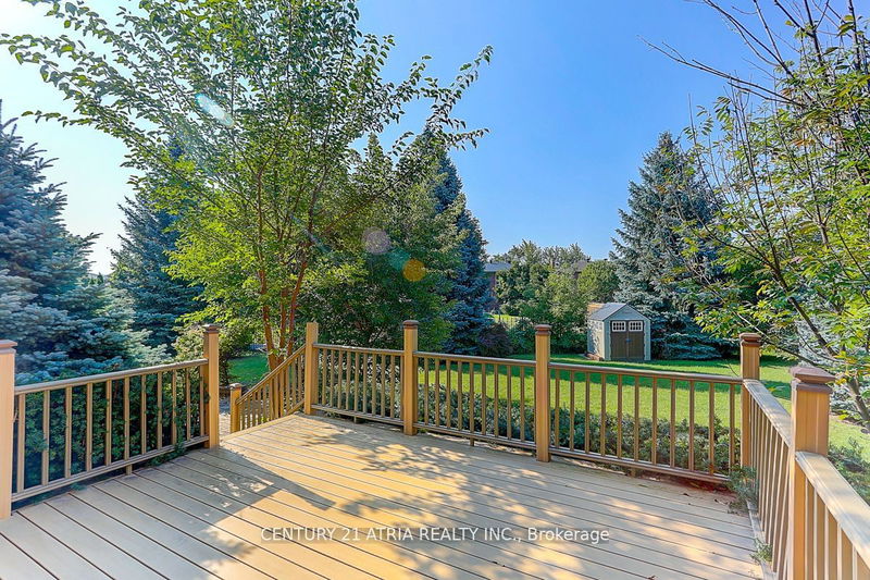 33 Winterport Crt  Richmond Hill, L4C 9V6 | Image 36