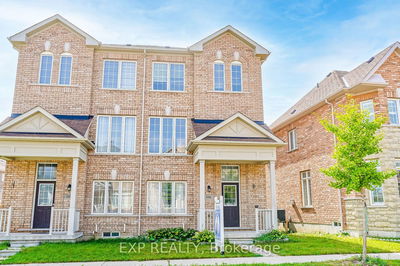 106 Pearl Lake Rd  Markham, L6B 0Y2 | Image 1