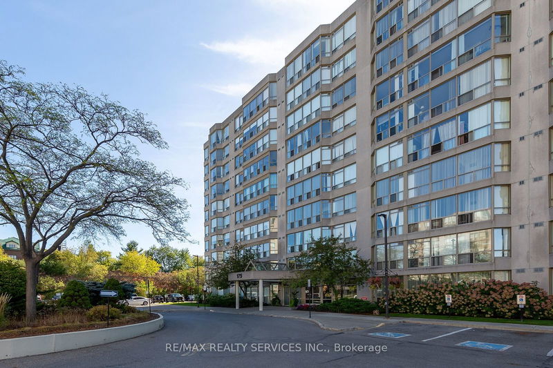  104 - 175 Cedar Ave N Richmond Hill, L4C 9V3 | Image 1