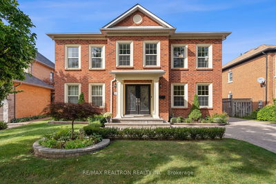 34 Bridewell Cres  Richmond Hill, L4C 9C2 | Image 1