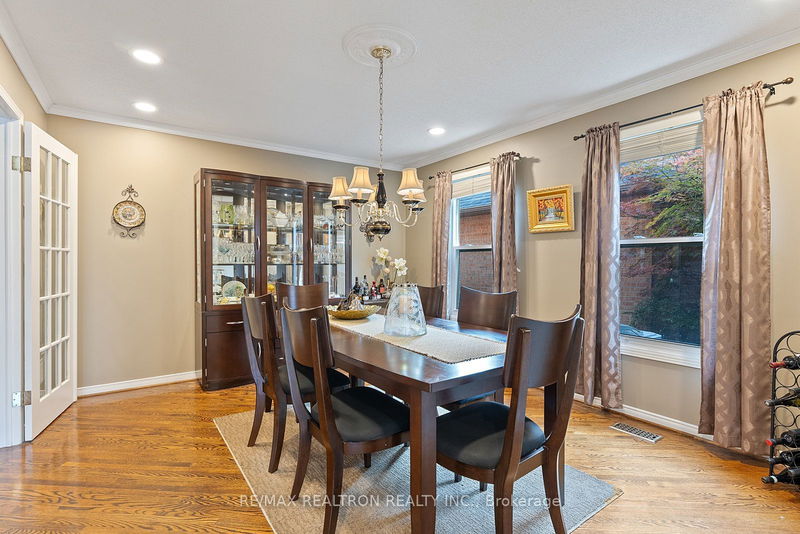 34 Bridewell Cres  Richmond Hill, L4C 9C2 | Image 13