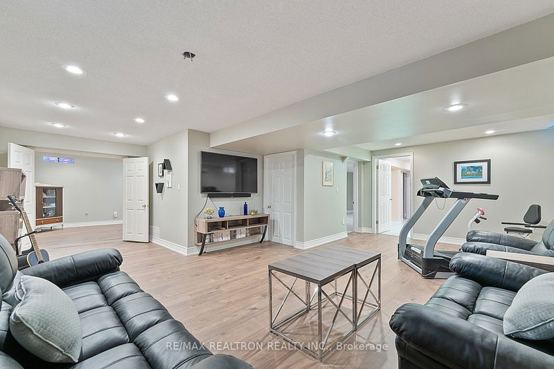 34 Bridewell Cres  Richmond Hill, L4C 9C2 | Image 36