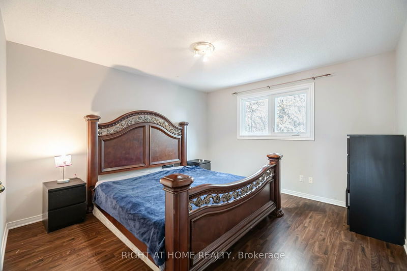 97 Carrington Dr  Richmond Hill, L4C 7X8 | Image 26