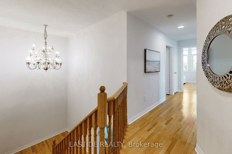 115 Raintree Cres  Richmond Hill, L4E 3Y8 | Image 19