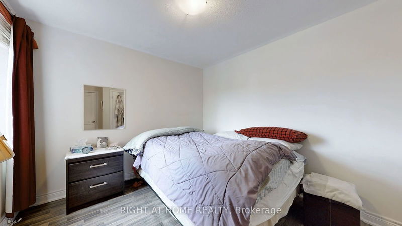 11 Robert Wilson Cres  Georgina, L4P 0G8 | Image 29