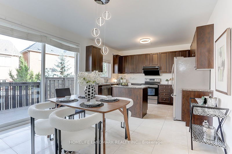 223 Selwyn Rd  Richmond Hill, L4E 0R4 | Image 9