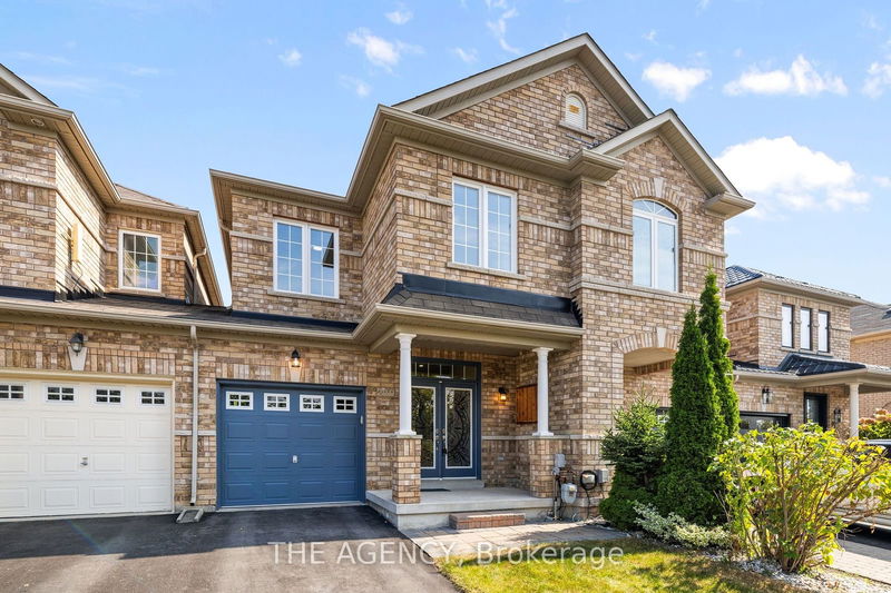 home for sale on 220 Lauderdale Drive