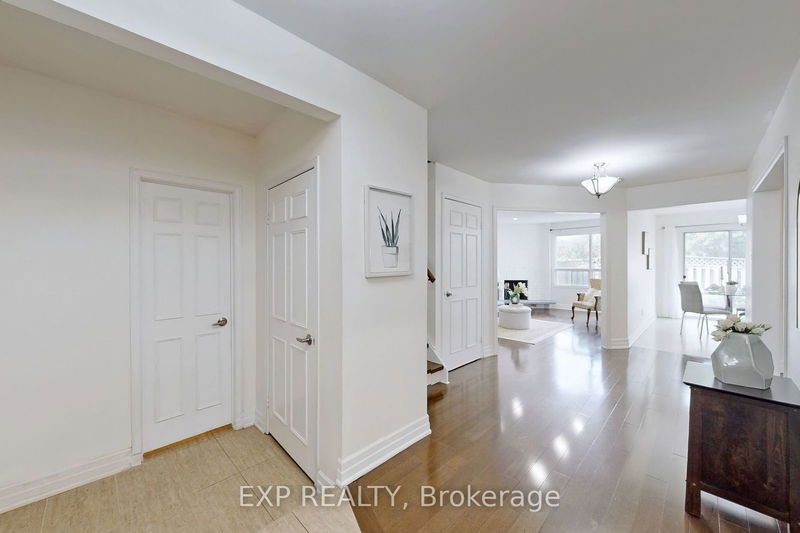 128 Gayla St  Vaughan, L4J 6G7 | Image 15