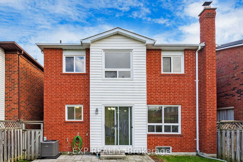 128 Gayla St  Vaughan, L4J 6G7 | Image 36