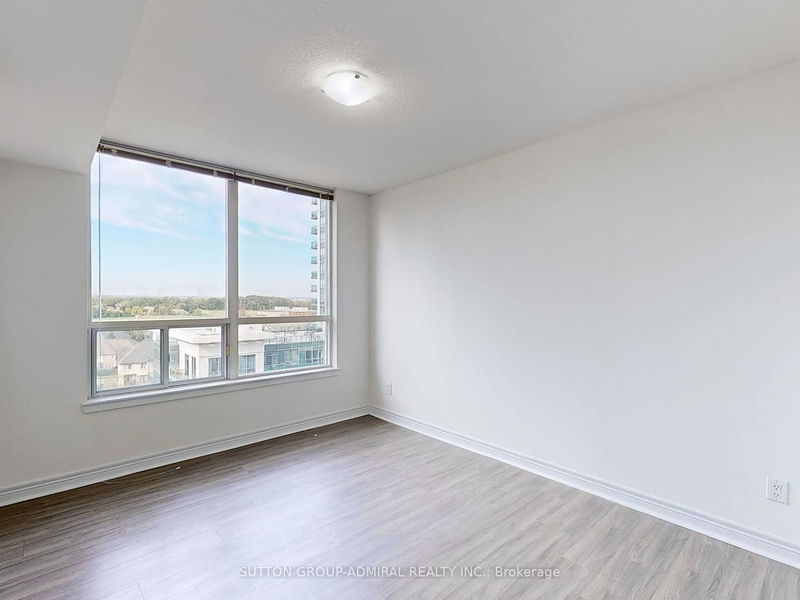  811 - 50 Disera Dr  Vaughan, L4J 9E9 | Image 11