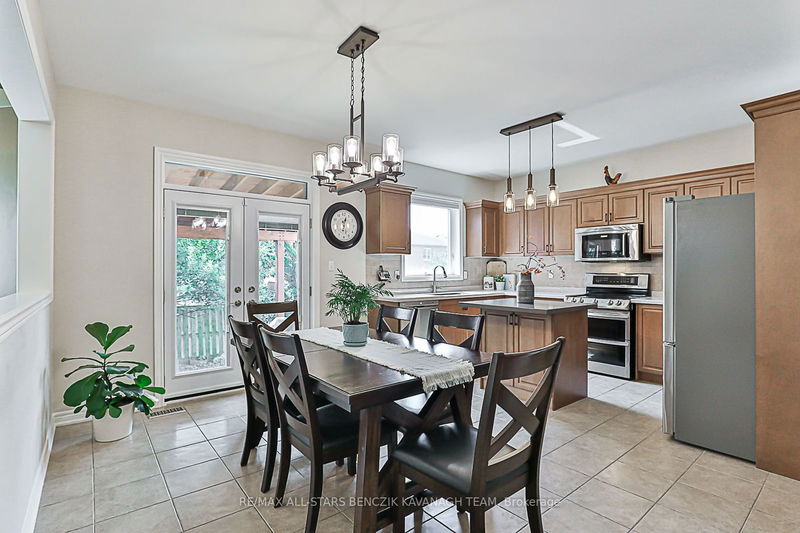 23 Batchford Cres  Markham, L6B 0C1 | Image 5