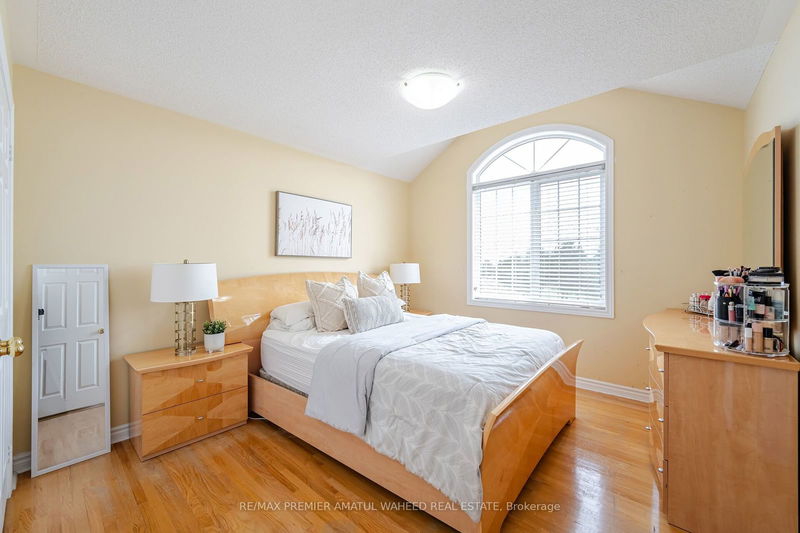 192 Ahmadiyya Ave  Vaughan, L6A 3A5 | Image 20