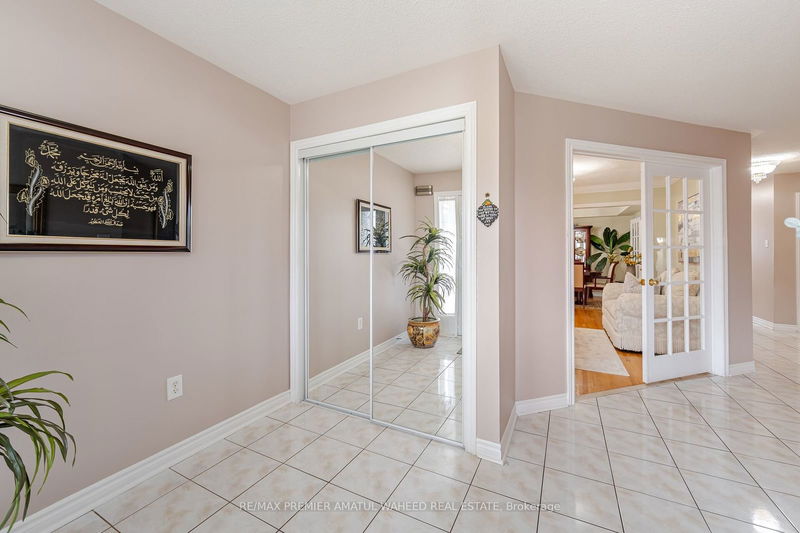 192 Ahmadiyya Ave  Vaughan, L6A 3A5 | Image 3