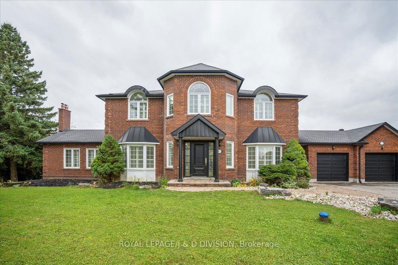 17 Sleepy Hollow Lane  Whitchurch-Stouffville, L4A 7X4 | Image 1