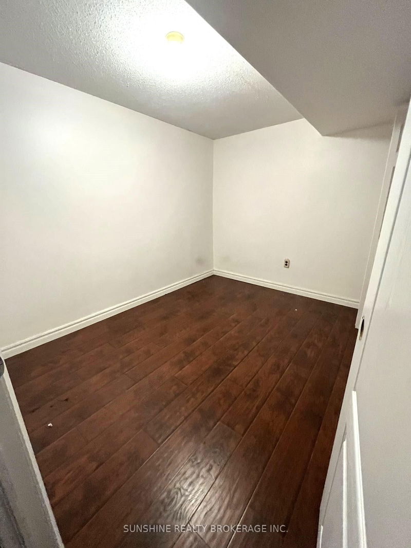 home for lease on 91 Dunbar Crescent