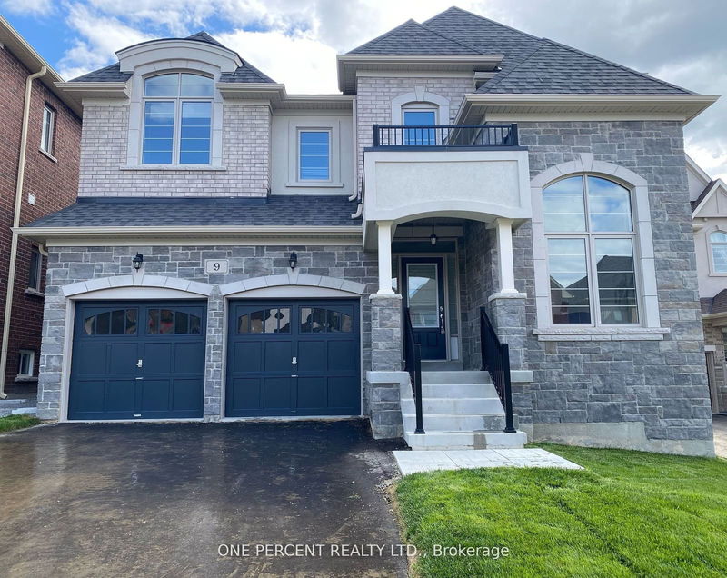 9 Goodwin Crt  East Gwillimbury, L0G 1V0 | Image 1