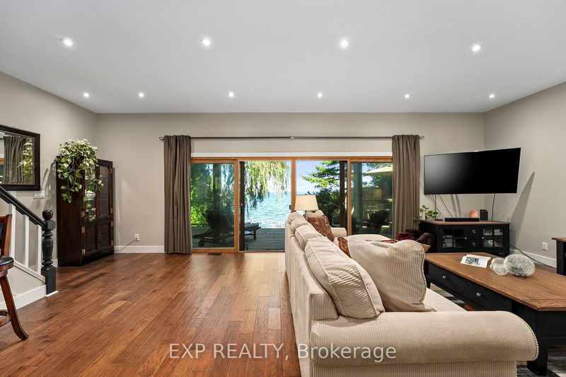 21 Pinery Lane  Georgina, L0E 1L0 | Image 11