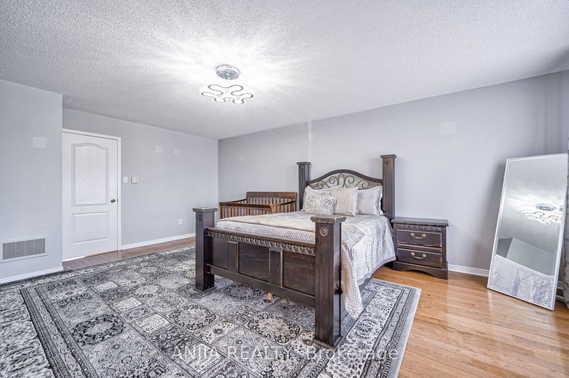 414 Reeves Way Blvd  Whitchurch-Stouffville, L4A 0H2 | Image 21