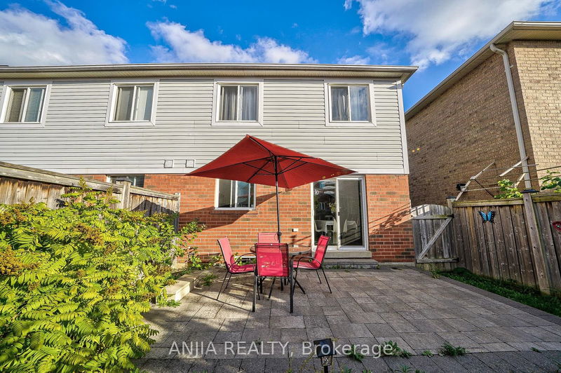 414 Reeves Way Blvd  Whitchurch-Stouffville, L4A 0H2 | Image 34