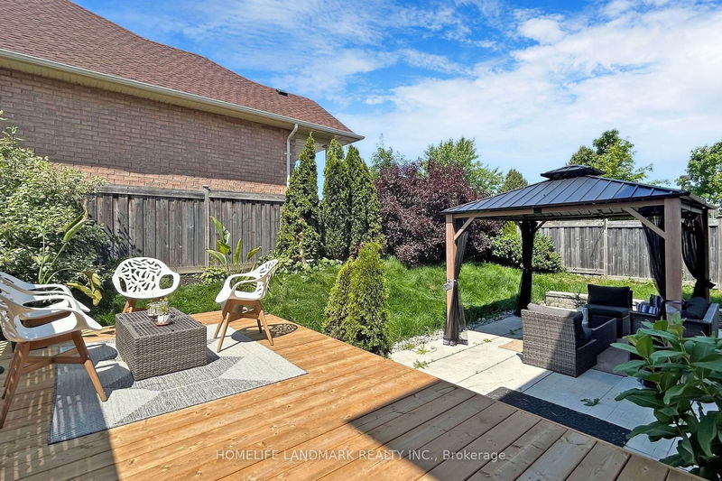 718 Peter Hall Dr  Newmarket, L3X 2T1 | Image 31