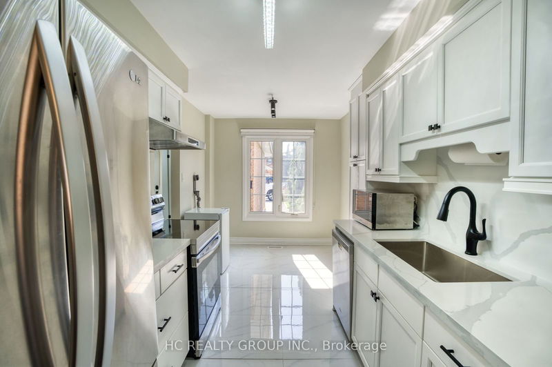 87 Lund St  Richmond Hill, L4C 5V3 | Image 8