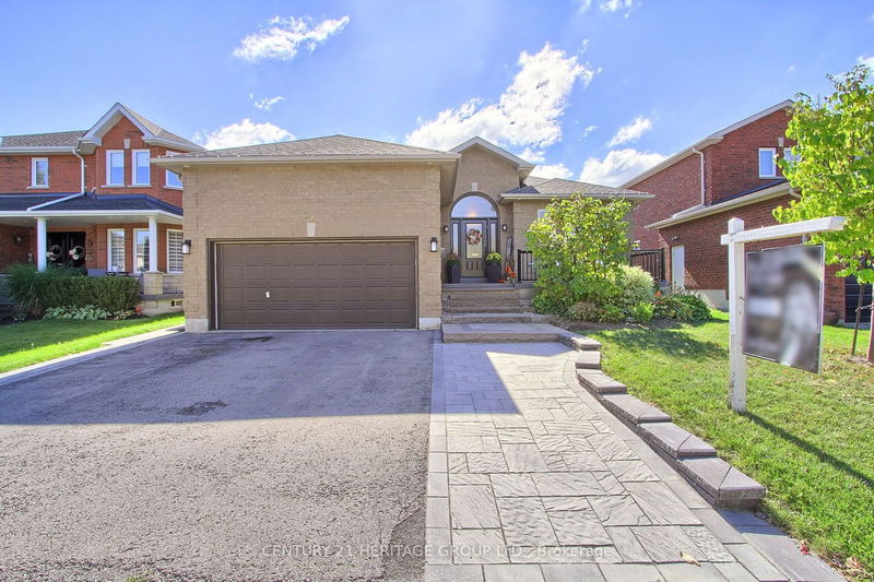 28 Taylor Crt  Bradford West Gwillimbury, L3Z 3J1 | Image 1