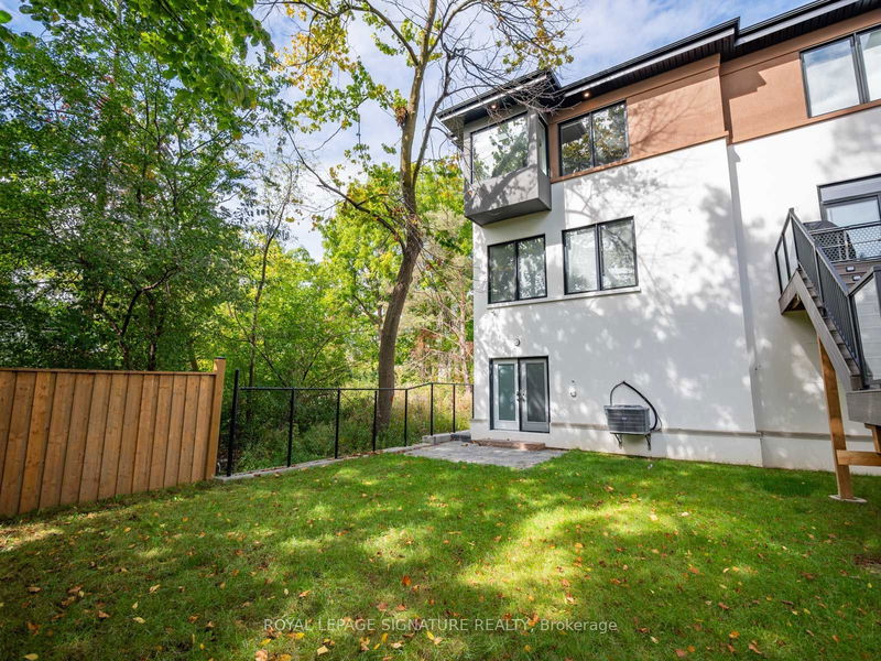 9 Direzze Crt W Richmond Hill, L4C 5T8 | Image 40