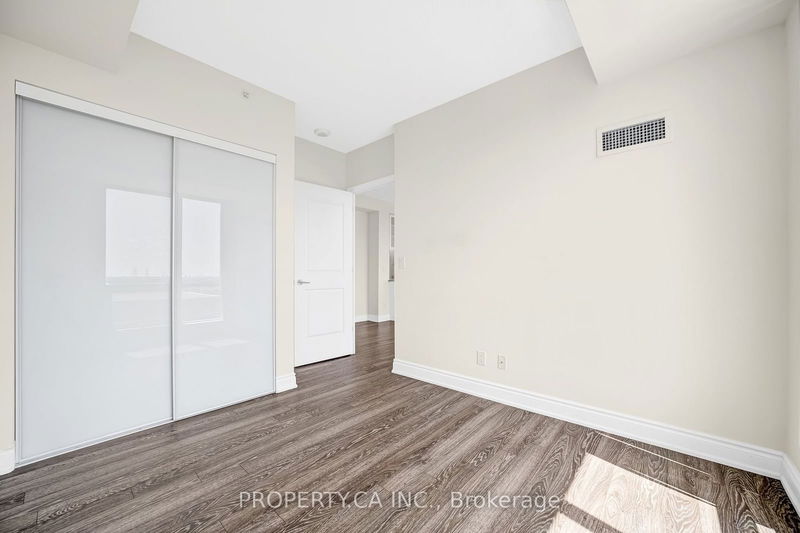  808 - 9088 Yonge St  Richmond Hill, L4C 0Z1 | Image 17