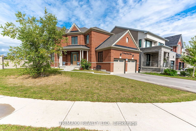 2 Downy Emerald Dr  Bradford West Gwillimbury, L3Z 0C1 | Image 1