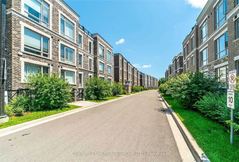 home for lease on 309-20 Dunsheath Way