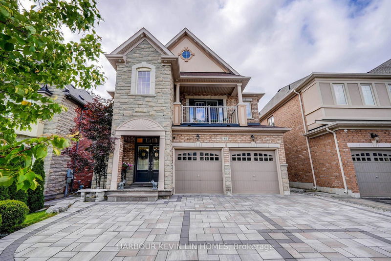 home for lease on 84 Glenheron Crescent