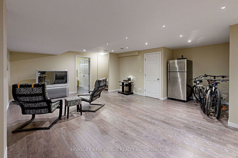 10271 Woodbine Ave  Markham, L6C 0J7 | Image 26