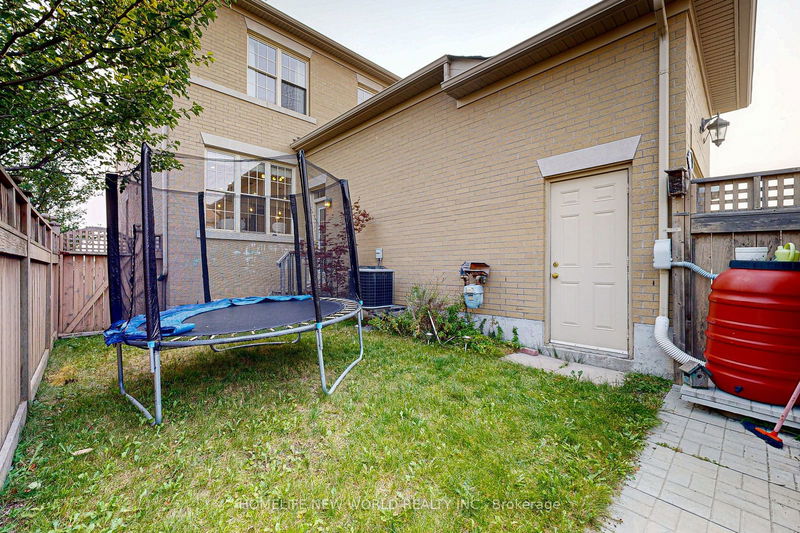 10271 Woodbine Ave  Markham, L6C 0J7 | Image 32