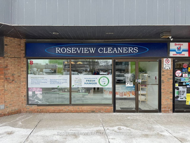 8 - 9625 Yonge St N, Richmond Hill, L4C 5T2 | Image 2