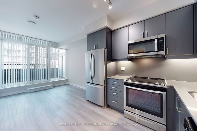  207 - 7895 Jane St  Vaughan, L4K 2M7 | Image 2