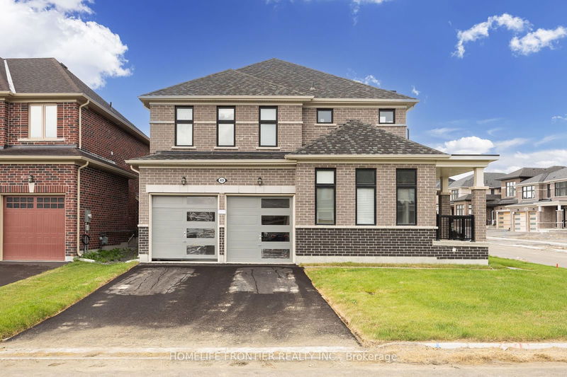 home for lease on 49 Ainslie Hill Crescent
