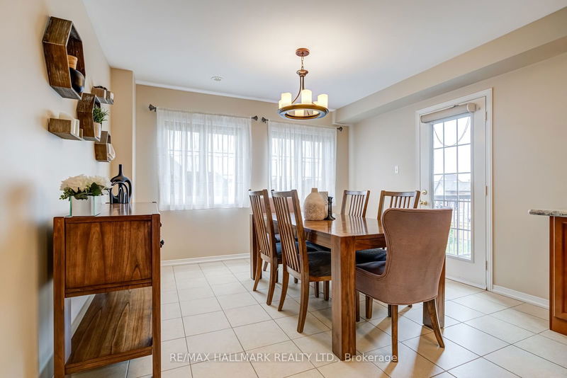 187 Hawkview Blvd  Vaughan, L4H 3S5 | Image 20