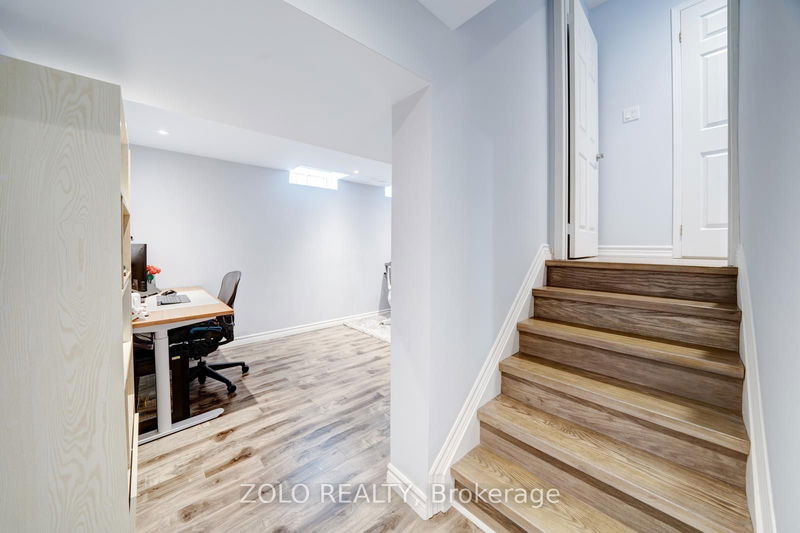 49 Steckley St  Aurora, L4G 7K6 | Image 23