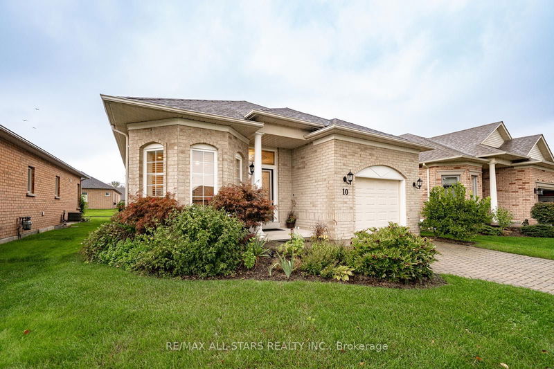 10 Faldos Flight   Whitchurch-Stouffville, L4A 1M8 | Image 2