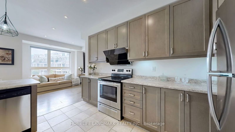 20 Adam Sellers St  Markham, L6B 1N2 | Image 12