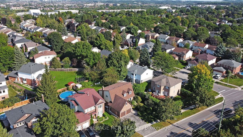 74 Old Yonge St  Aurora, L4G 6C7 | Image 39