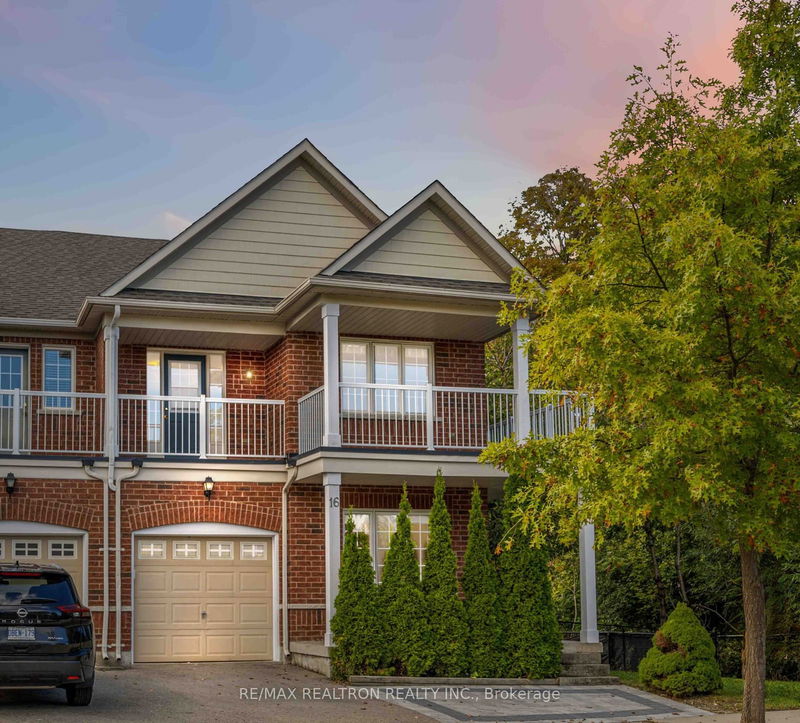 16 Lebovic Dr  Richmond Hill, L4E 5C6 | Image 2