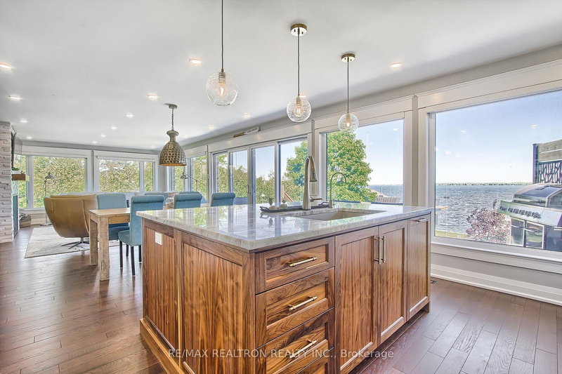 20 Burnie Rd, Georgina, L0E 1N0 | Image 3