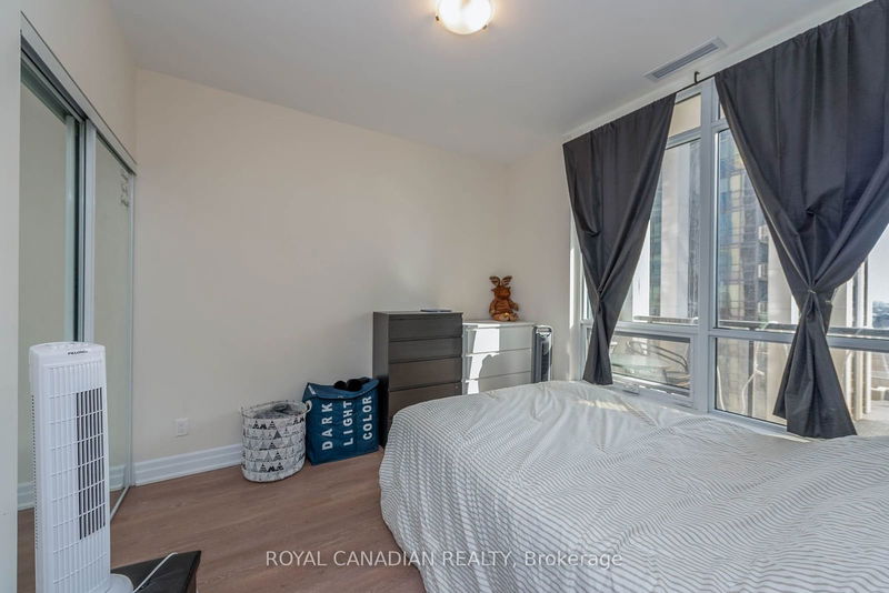  1007 - 9085 Jane St  Vaughan, L4K 0L8 | Image 36