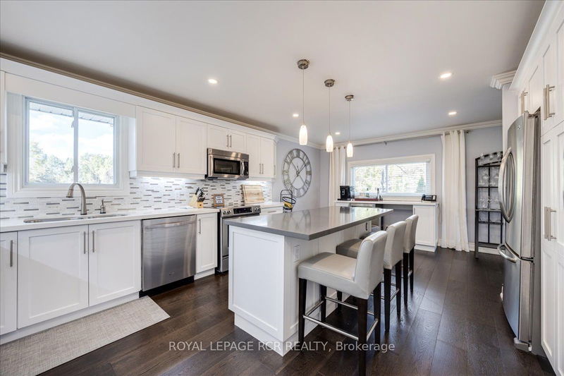 21324 McCowan Rd  East Gwillimbury, L0G 1M0 | Image 7