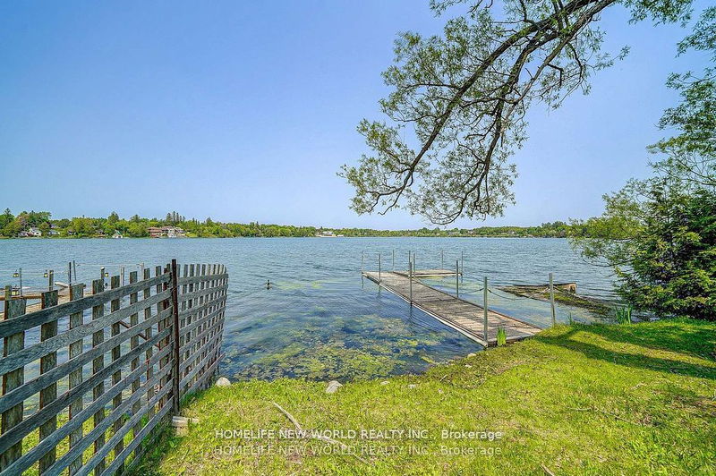 5741 Lakeshore Rd  Whitchurch-Stouffville, L4A 7X3 | Image 6