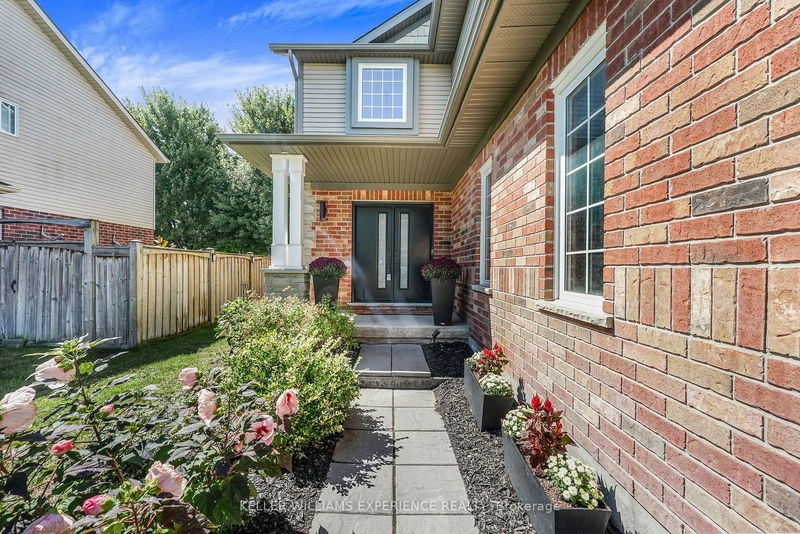 20 Armeda Clow Cres  Essa, L3W 0H7 | Image 4