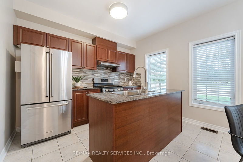 53 Vettese Crt  Markham, L6B 0V7 | Image 11